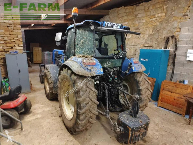 Landbrugstraktor New Holland  t5.105