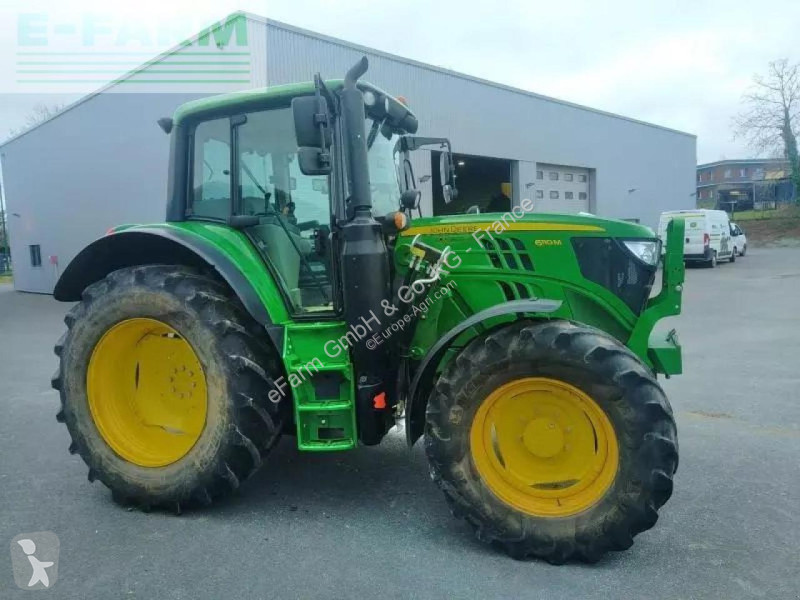 Landbrugstraktor John Deere  6110m