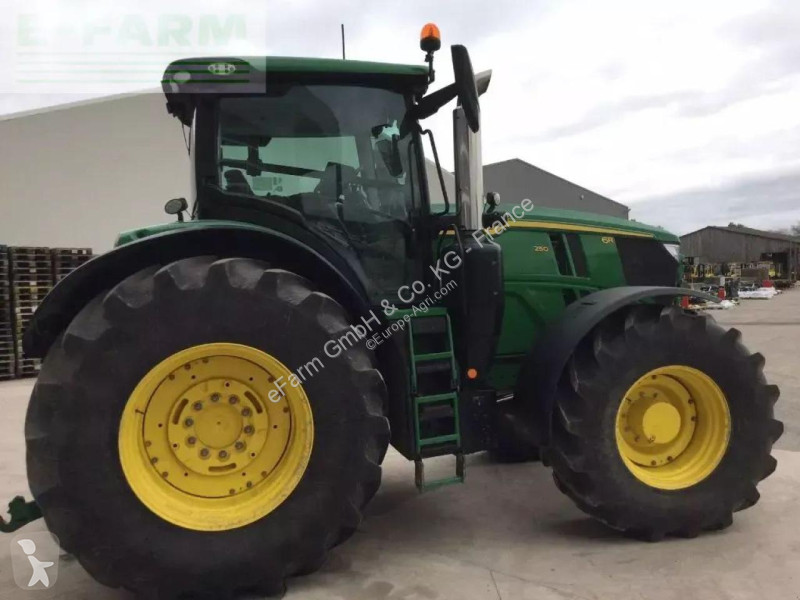 Landbrugstraktor John Deere  6r250