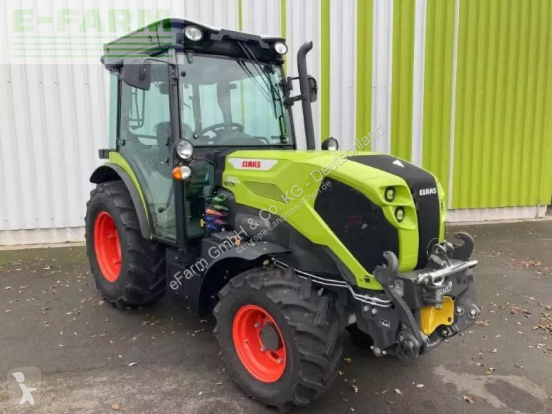 Landbrugstraktor Claas  nexos 240 m