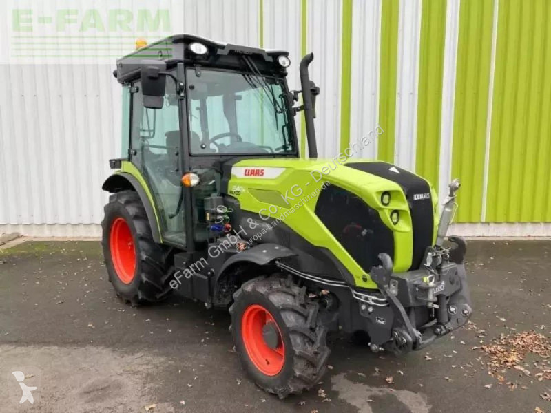 Landbrugstraktor Claas  nexos 240 m