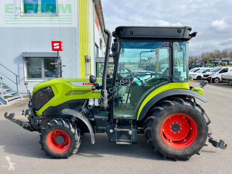 Landbrugstraktor Claas  nexos 260 m advanced,...