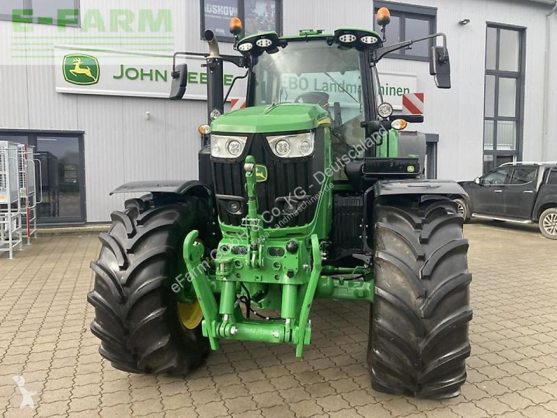 Landbrugstraktor John Deere  6m240