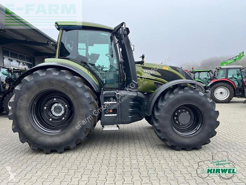 Landbrugstraktor Valtra  t 215 direct