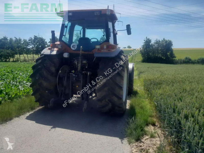 Landbrugstraktor New Holland  g210
