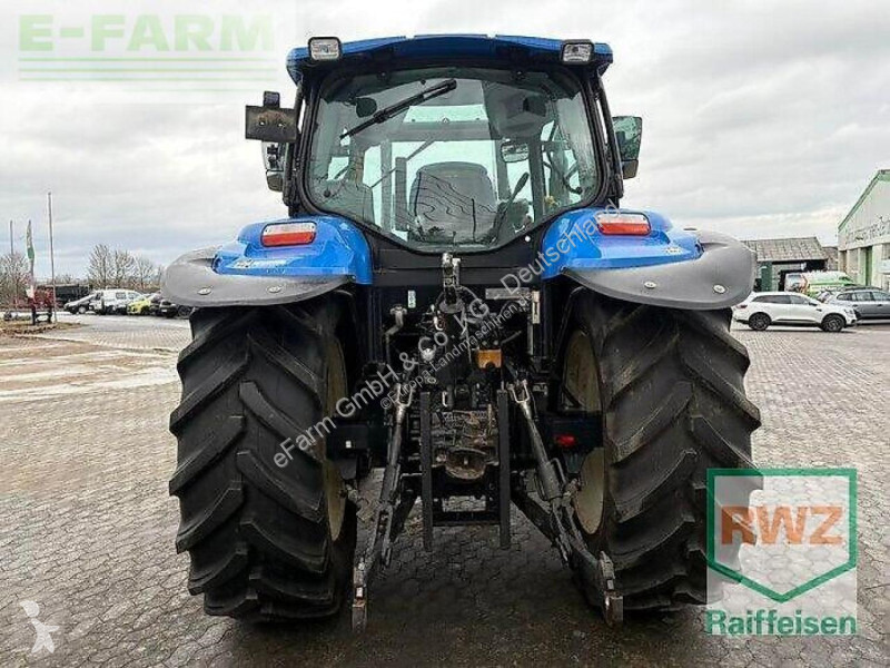 Landbrugstraktor New Holland  t6020