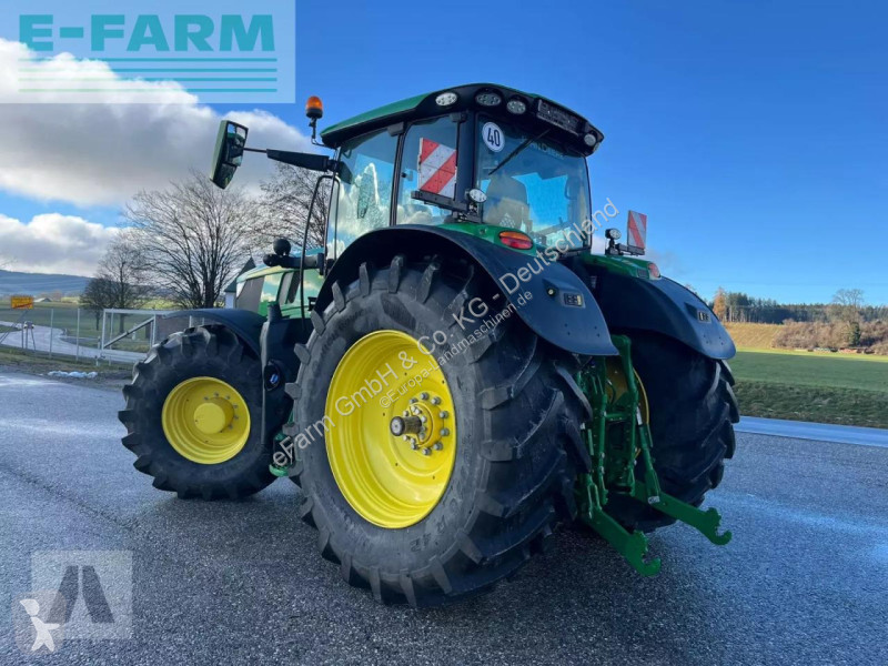 Landbrugstraktor John Deere  6r215