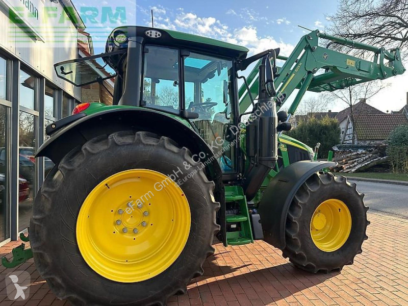 Landbrugstraktor John Deere  6120m