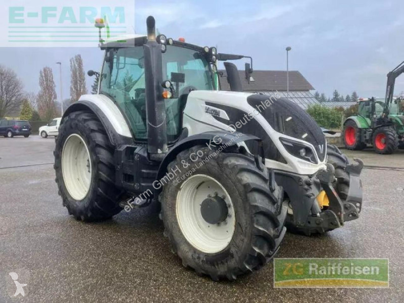 Landbrugstraktor Valtra  t174