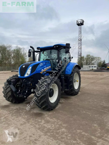Landbrugstraktor New Holland  t 6.180 ac