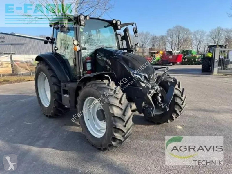 Landbrugstraktor Valtra  g 135 a 1b9