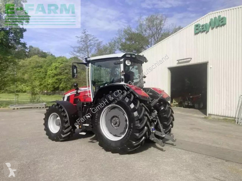 Lantbrukstraktor Massey Ferguson  8s.305...