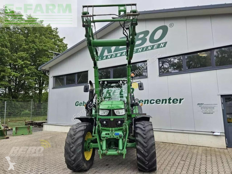 Landbrugstraktor John Deere  6125m