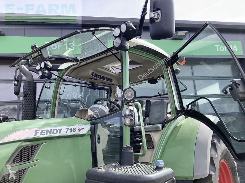 Landbrugstraktor Fendt  716 scr profi