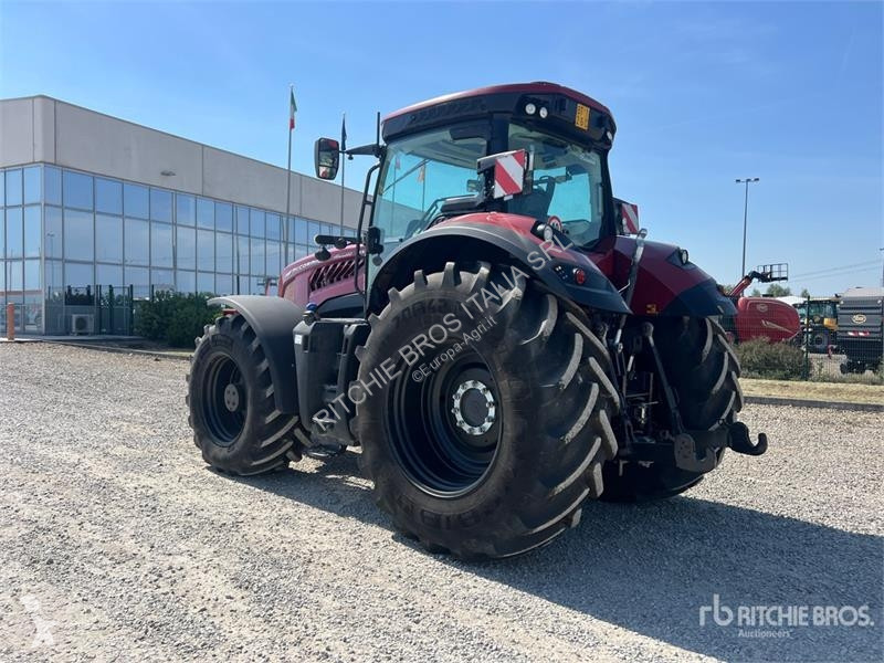 Tractor  X8.680 VT Drive