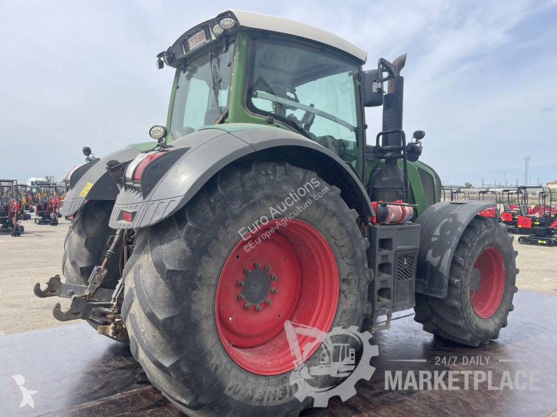 Сільськогосподарський трактор Fendt 824 Vario...