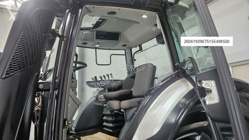 Traktor Valtra Active