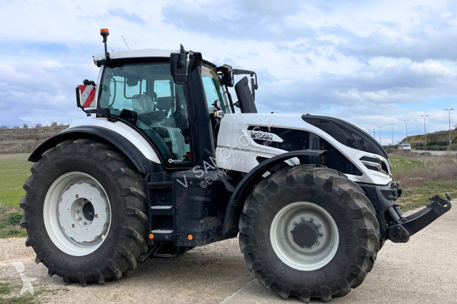 Landbrugstraktor Valtra Q 265