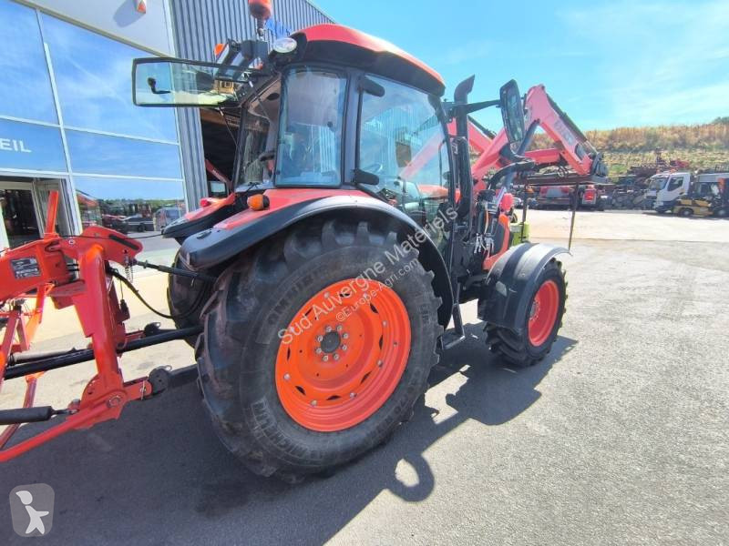Kubota 5111 DTHQ + Chargeur MX U407 tractor
