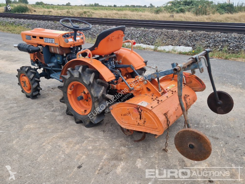 Трактор Kubota B5001