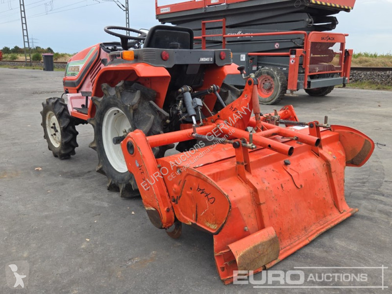 Tractor agrícola Hinomoto CX14