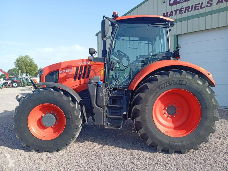 Lantbrukstraktor Kubota  M7133