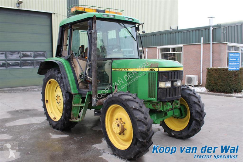 Landbrugstraktor John Deere 6000-10 4 cyl.