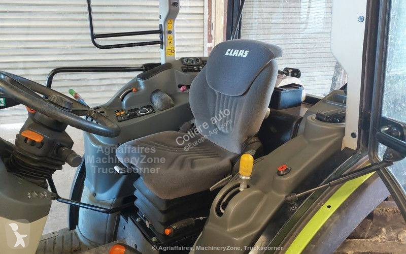 Claas NEXOS 240F - tractor