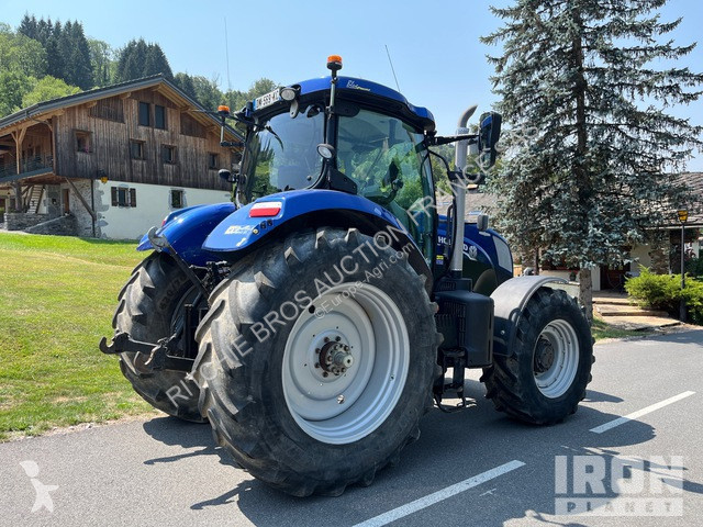Lantbrukstraktor New Holland  T7.210