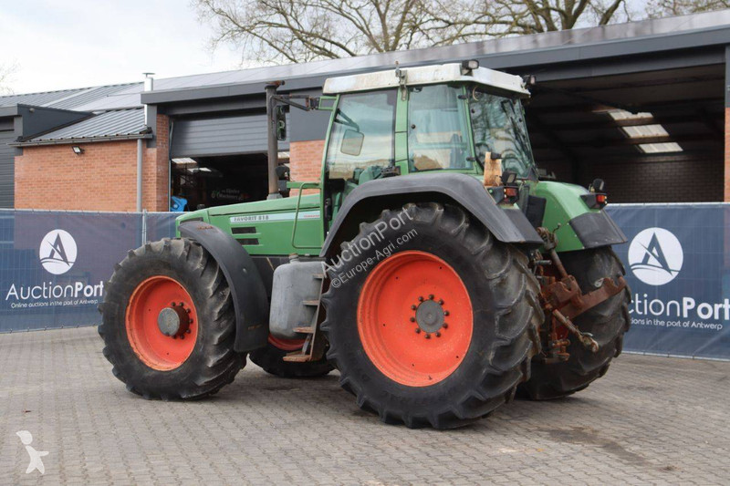 Lantbrukstraktor Fendt 818