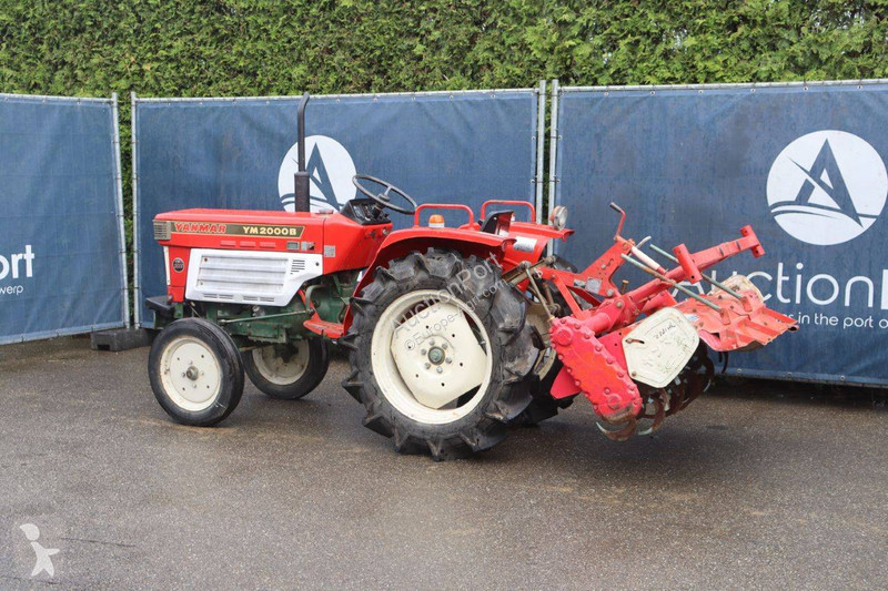 Lantbrukstraktor Yanmar 2TR20A