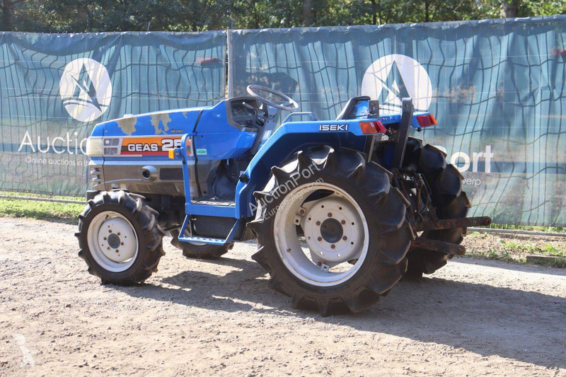 جرار زراعي Iseki TG25F