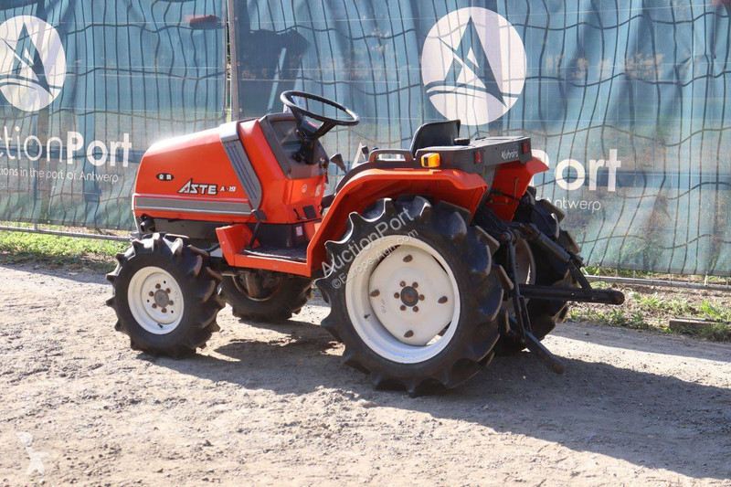 Tractor Kubota ASTE A-19