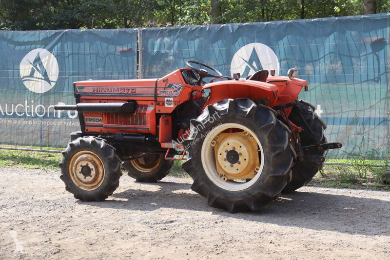 جرار زراعي Hinomoto E2604