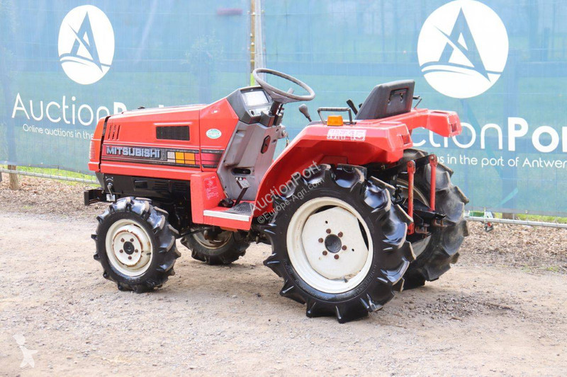 Tractor Mitsubishi MT15D