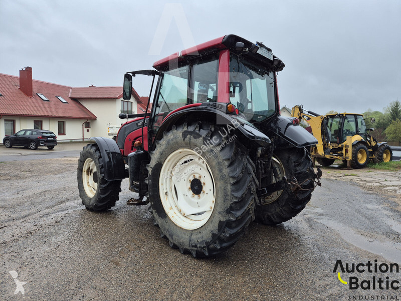 جرار زراعي Valtra N141H