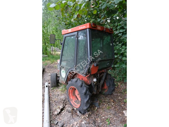 Tractor Kubota B2400D