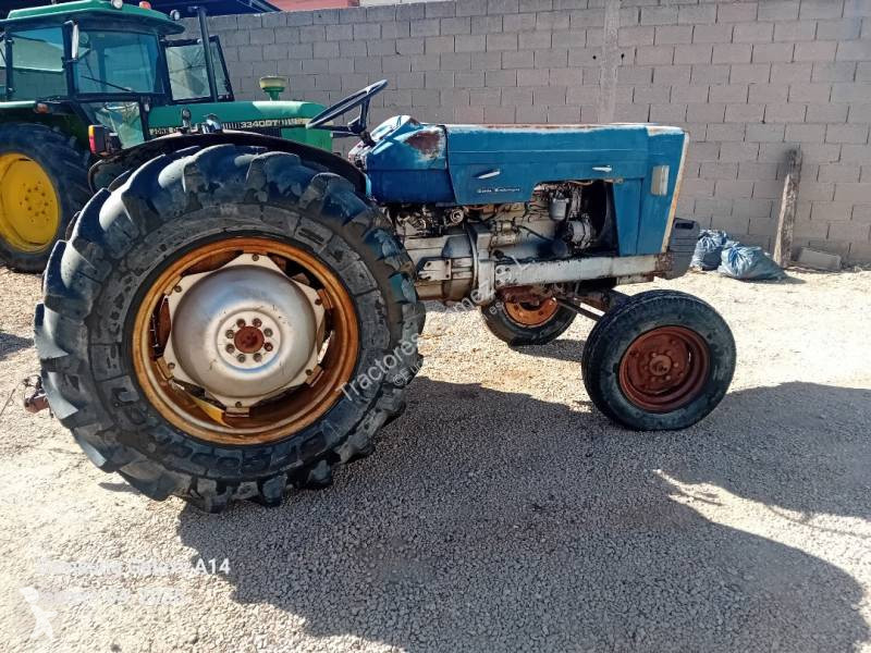 Tractor Ebro 460