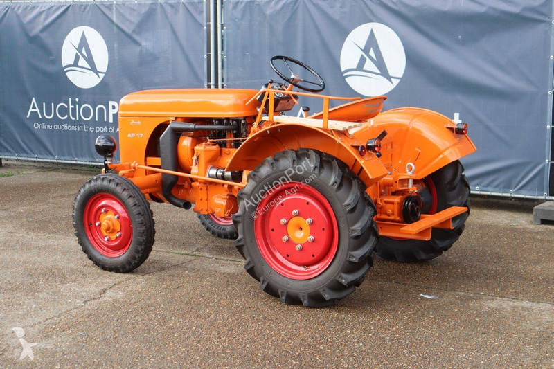 Tractor  AP 17