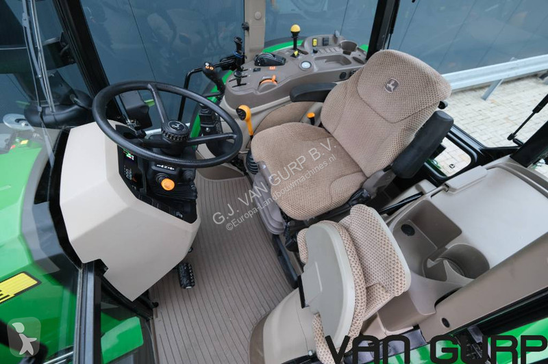 Сільськогосподарський трактор John Deere 5130 M...