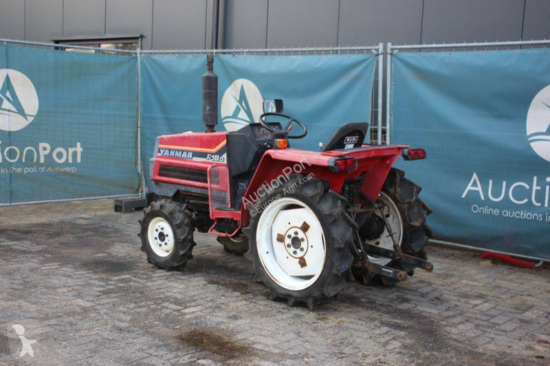Сільськогосподарський трактор Yanmar F18D