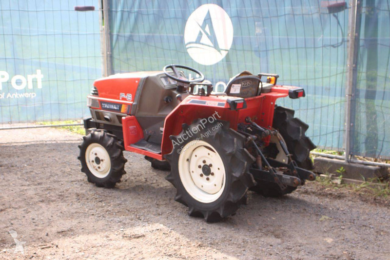 Сільськогосподарський трактор Yanmar F-6