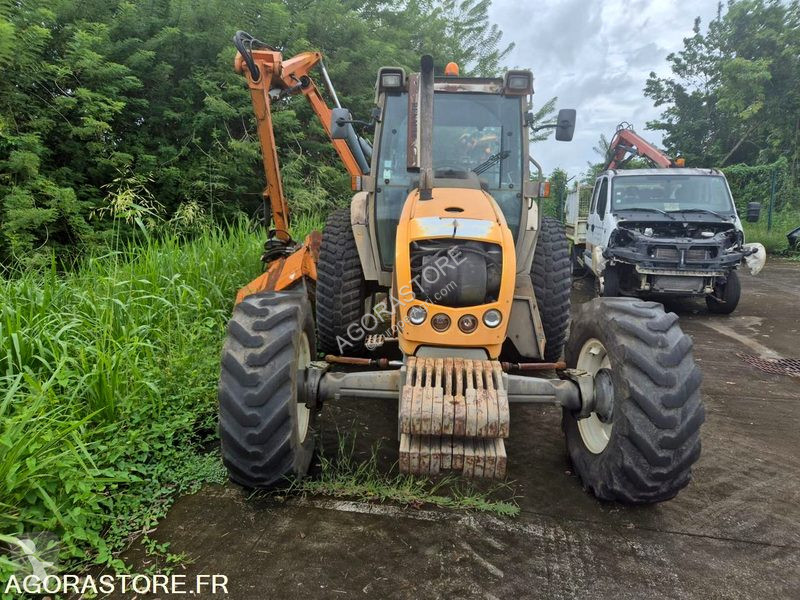 Tractor Renault Epareuse