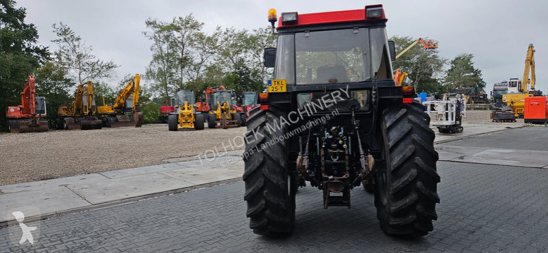 Tractor Case IH 695