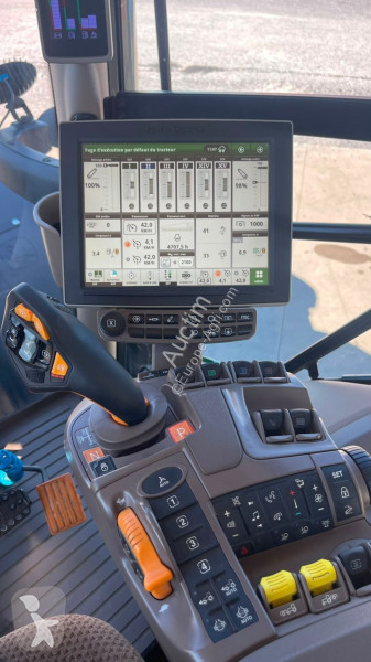 John Deere mezőgazdasági traktor