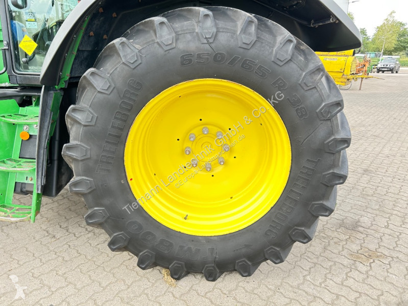 John Deere 615 tractor