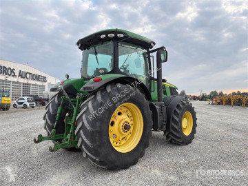 John Deere mezőgazdasági traktor