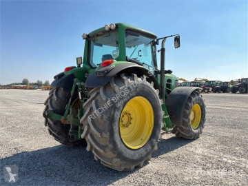 John Deere mezőgazdasági traktor