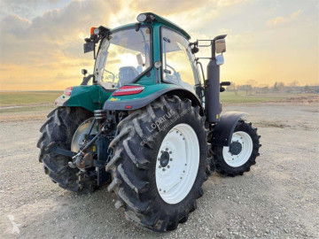 Arbos mezőgazdasági traktor