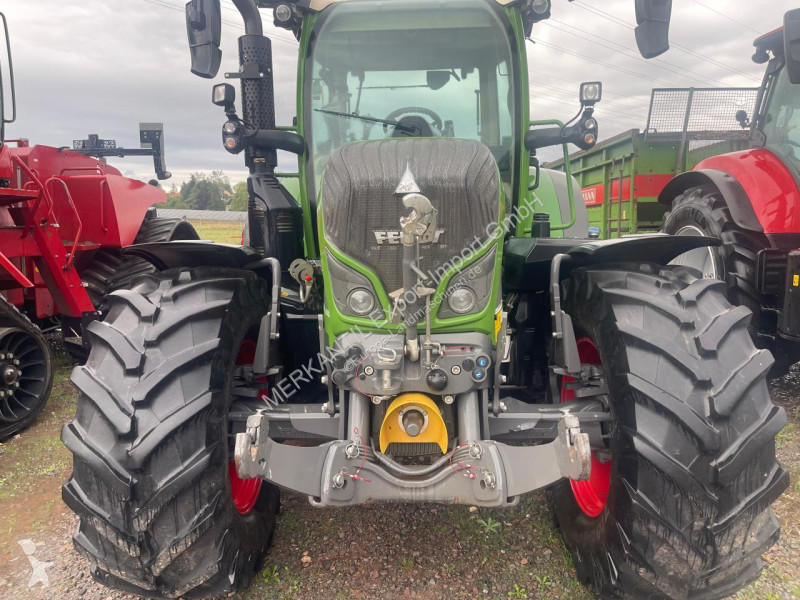 Tracteur agricole Fendt  516 Vario